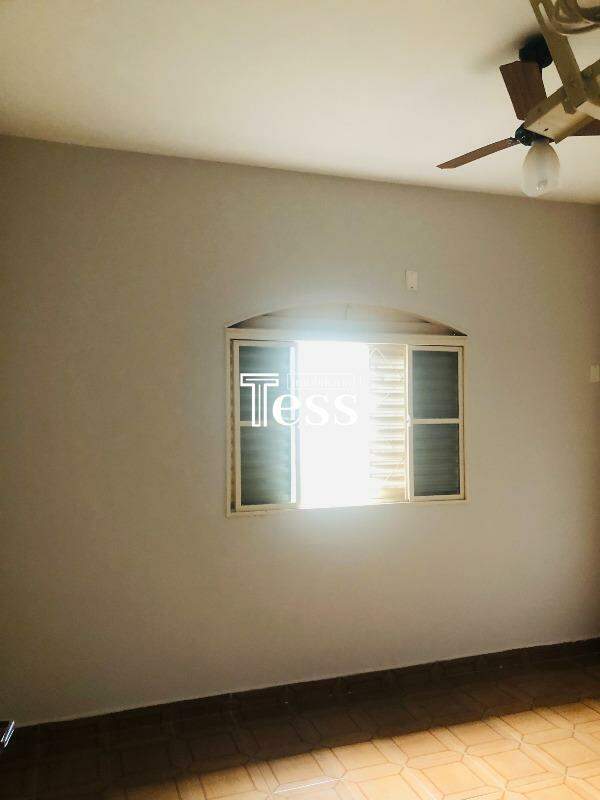 Casa com 3 quartos para aluguel, 160m² — foto 10 de 22