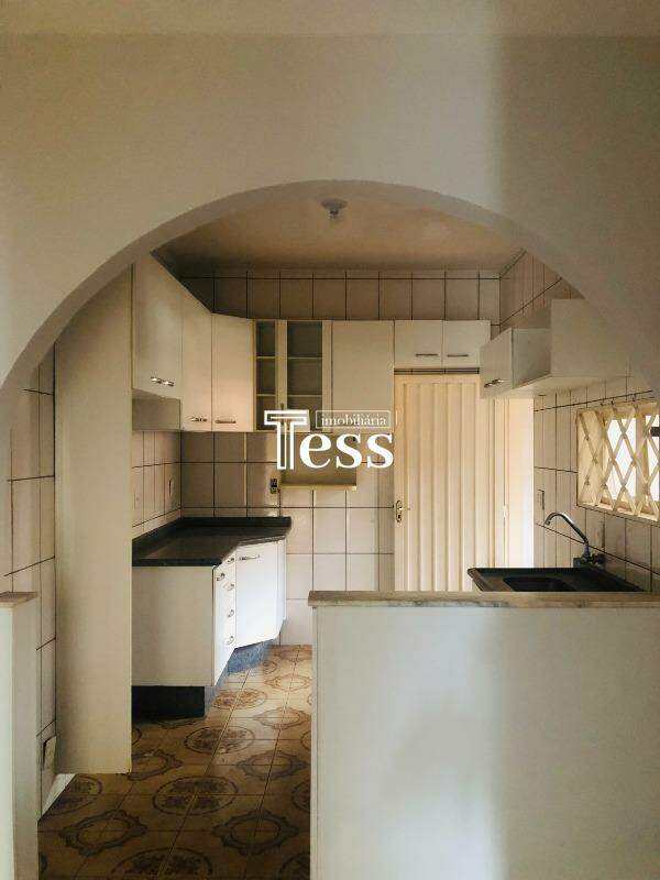 Casa com 3 quartos para aluguel, 160m² — foto 18 de 22