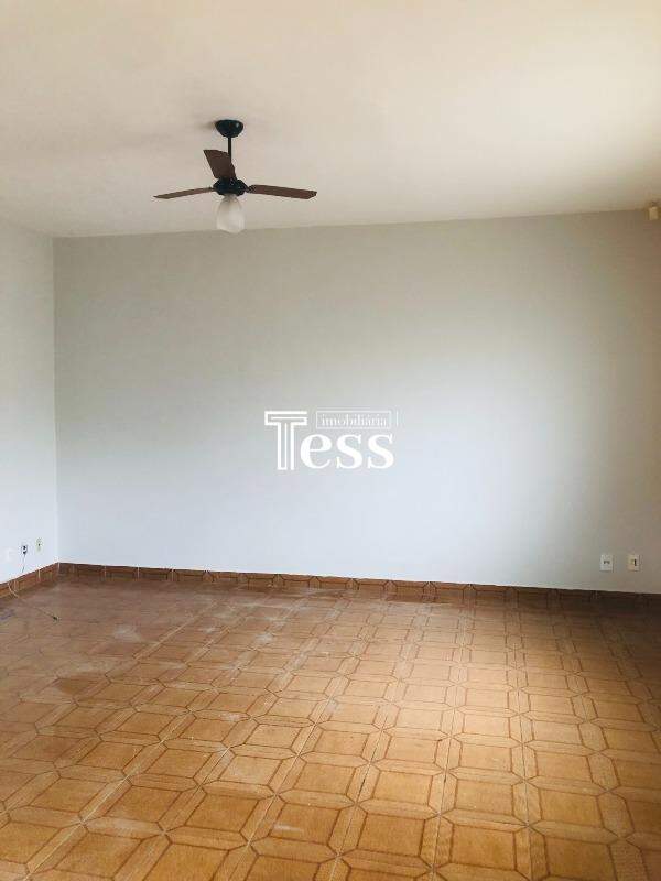 Casa com 3 quartos para aluguel, 160m² — foto 4 de 22