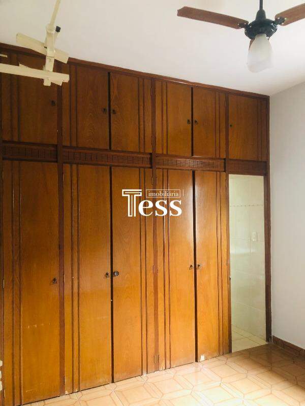 Casa com 3 quartos para aluguel, 160m² — foto 7 de 22