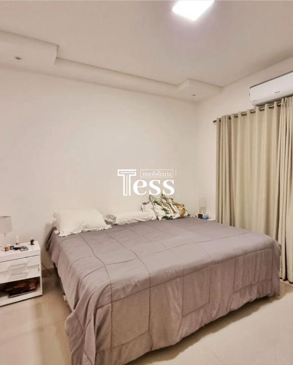 Casa de Condomínio com 5 quartos à venda, 370m² — foto 4 de 8