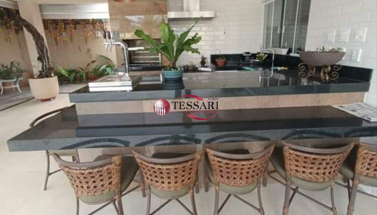 Casa de Condomínio com 3 quartos à venda, 242m² — foto 15 de 17