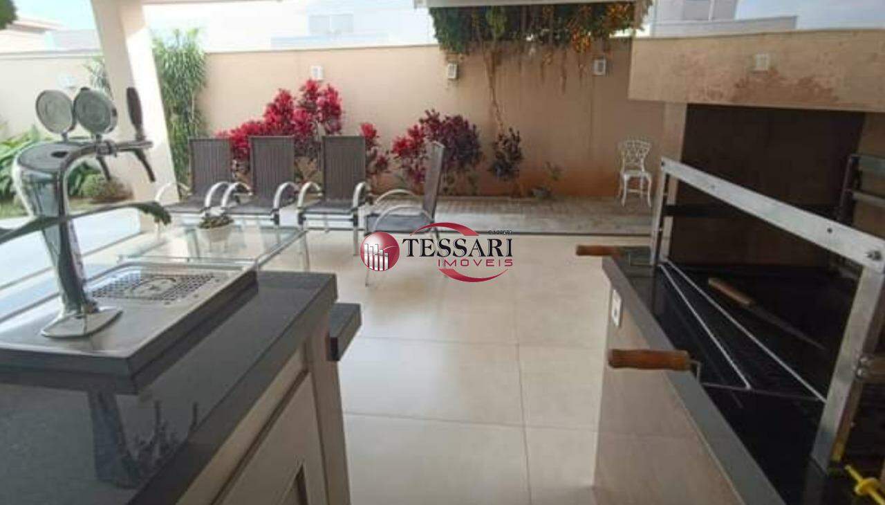 Casa de Condomínio com 3 quartos à venda, 242m² — foto 17 de 17
