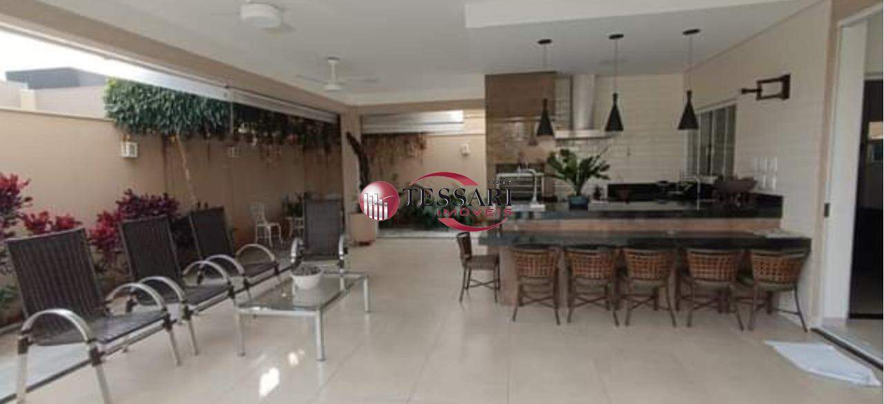 Casa de Condomínio com 3 quartos à venda, 242m² — foto 6 de 17
