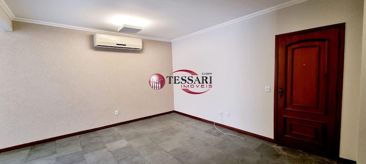 Apartamento com 3 quartos à venda, 110m² — foto 2 de 16
