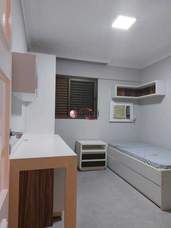 Apartamento com 3 quartos para aluguel, 260m² — foto 9 de 29