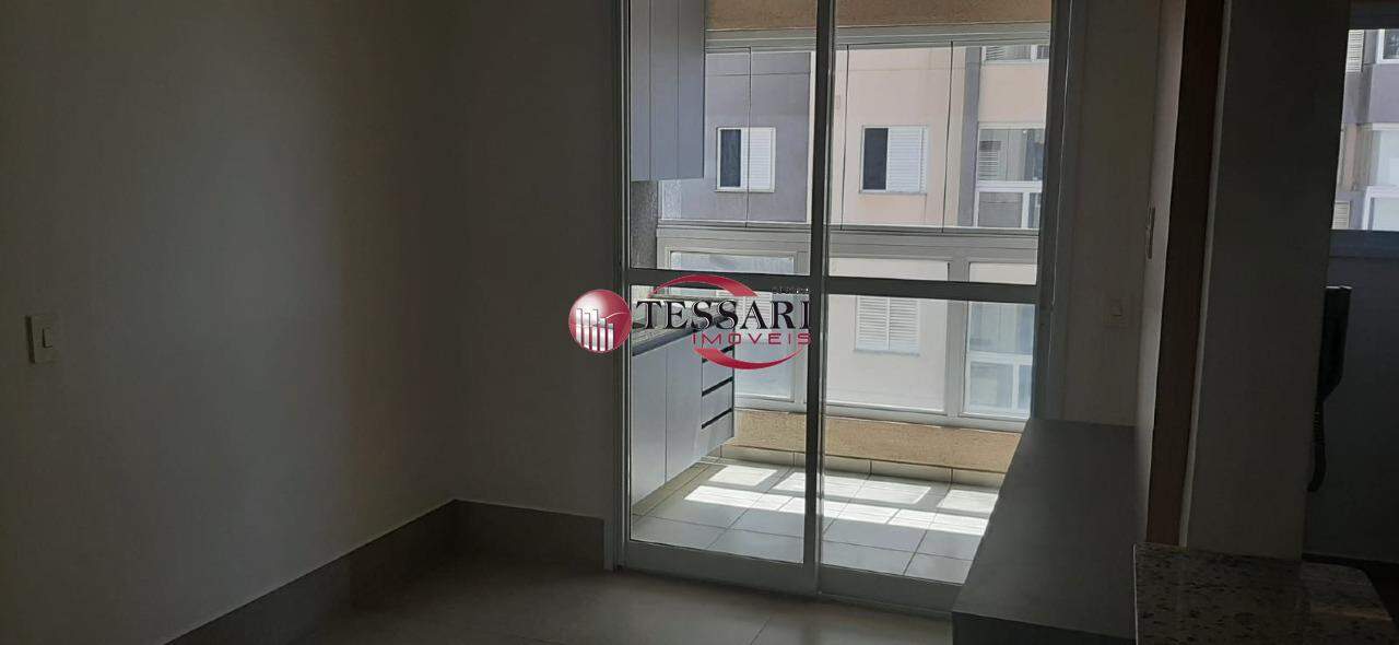 Apartamento com 2 quartos à venda, 70m² — foto 4 de 16