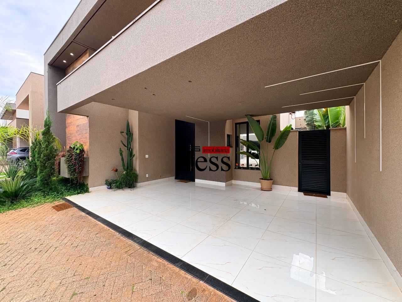 Casa de Condomínio com 3 quartos à venda, 173m² — foto 2 de 31