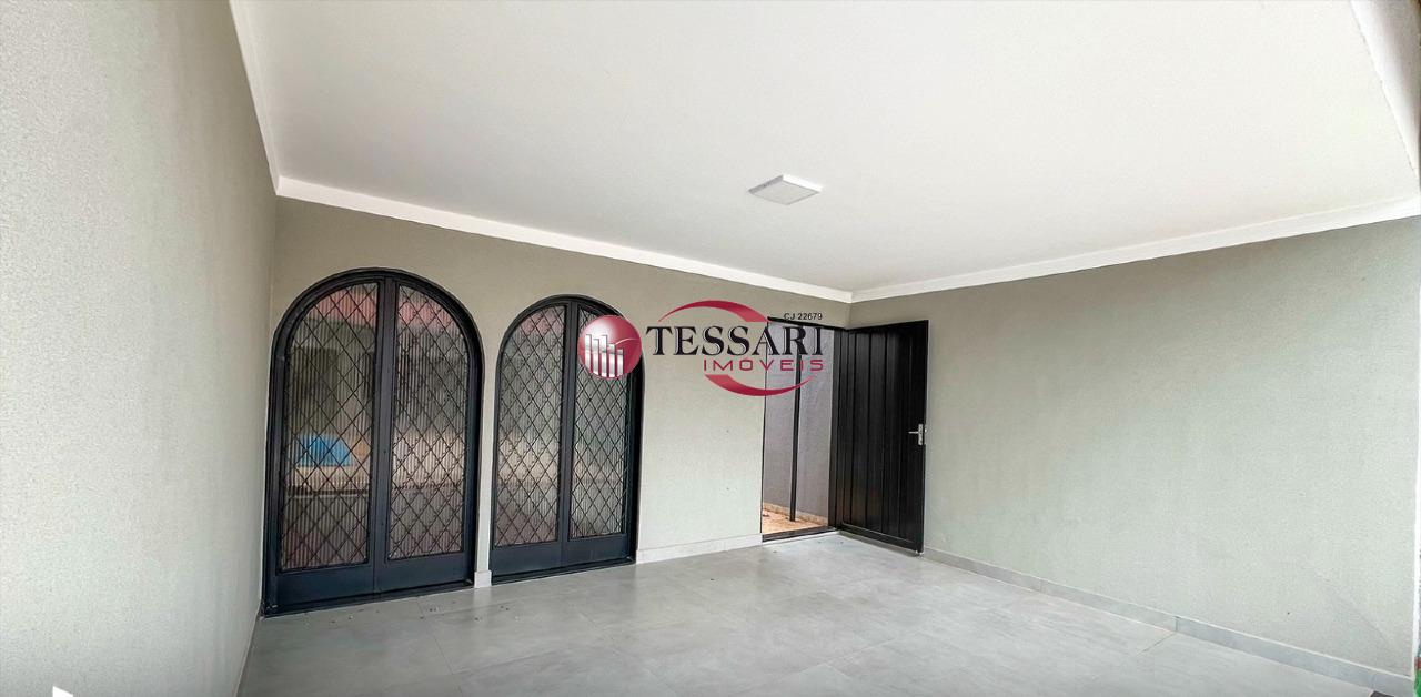 Casa com 3 quartos para aluguel, 180m² — foto 4 de 19