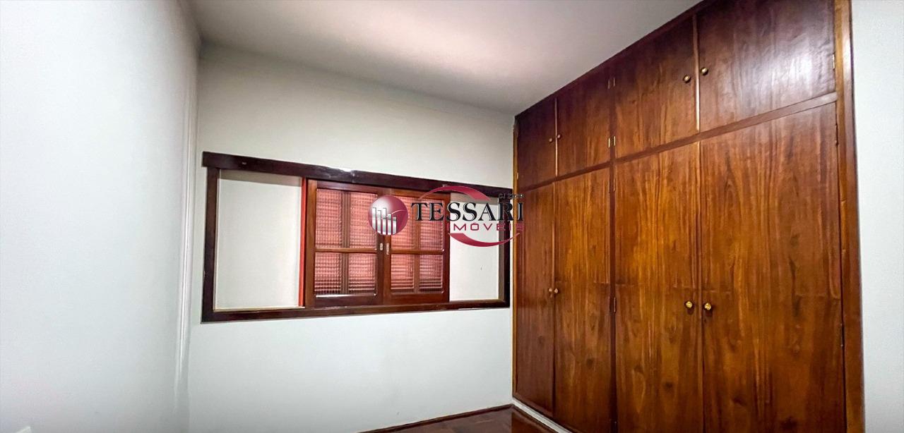Casa com 3 quartos para aluguel, 180m² — foto 11 de 19