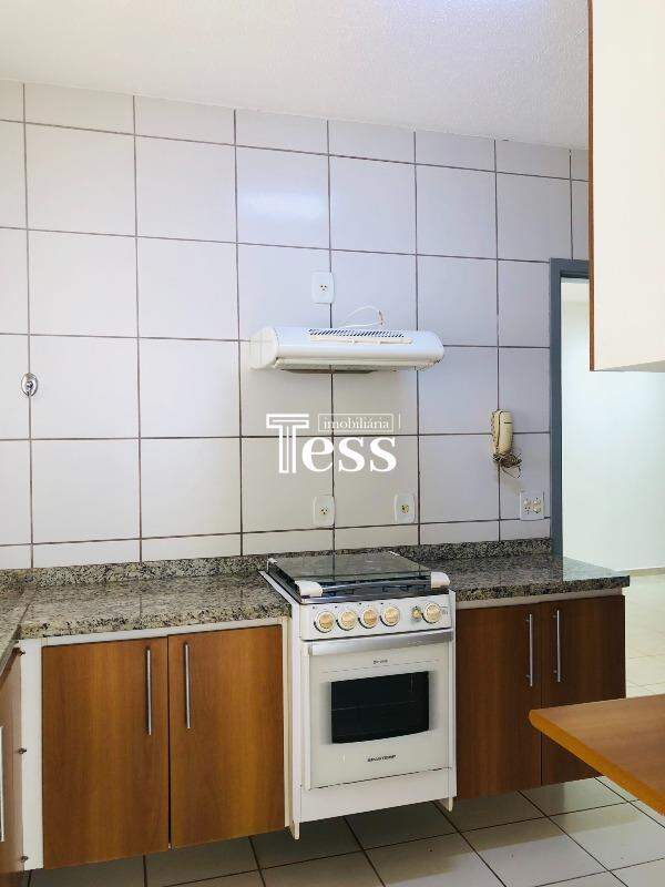 Casa de Condomínio com 3 quartos para aluguel, 110m² — foto 8 de 27