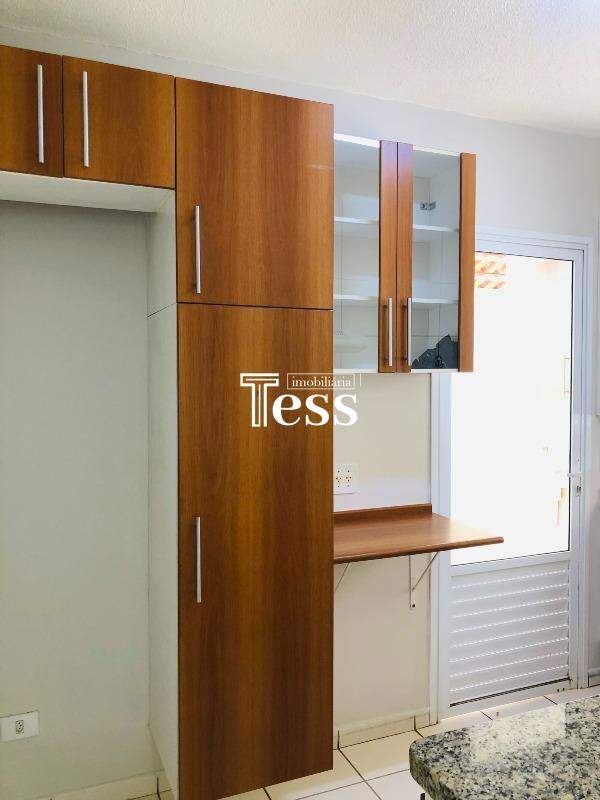 Casa de Condomínio com 3 quartos para aluguel, 110m² — foto 9 de 27