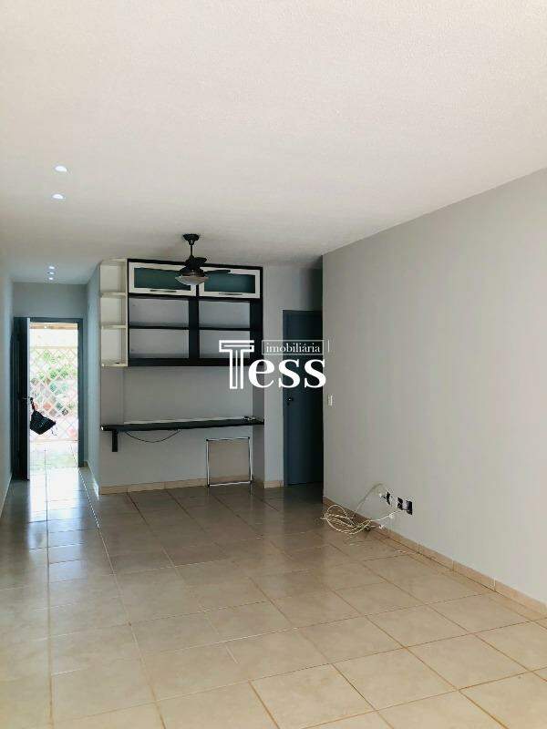 Casa de Condomínio com 3 quartos para aluguel, 110m² — foto 5 de 27