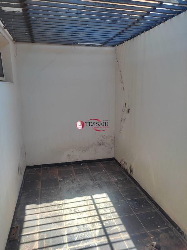 Casa com 4 quartos para aluguel, 540m² — foto 11 de 24