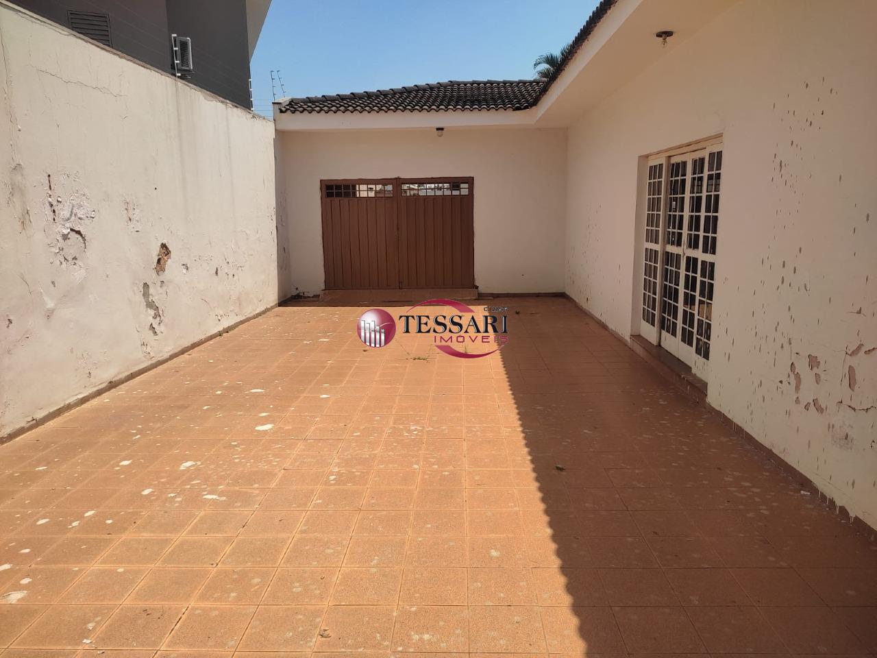 Casa com 4 quartos para aluguel, 540m² — foto 18 de 24