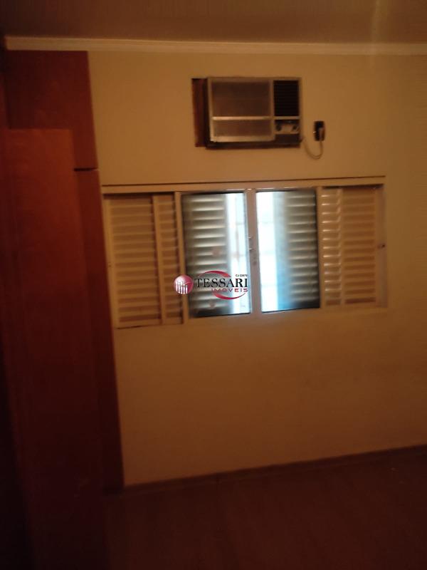 Casa com 4 quartos para aluguel, 540m² — foto 15 de 24
