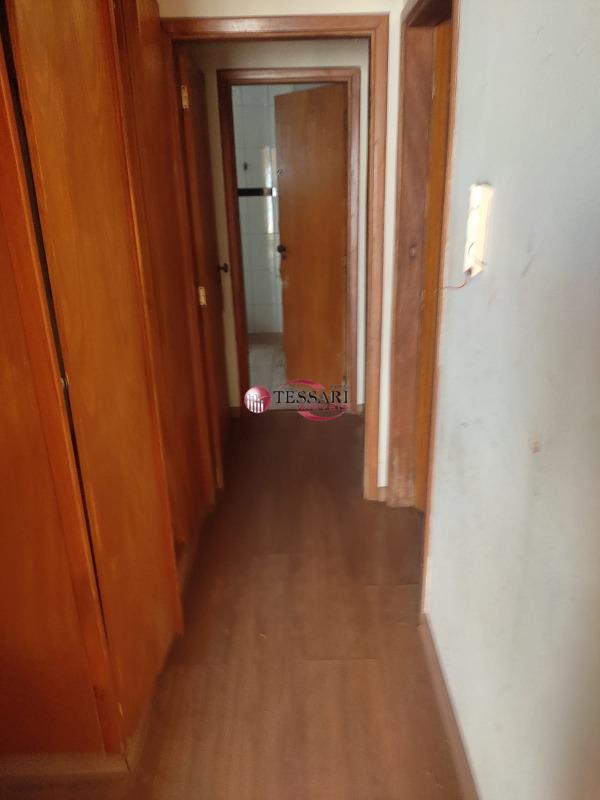 Casa com 4 quartos para aluguel, 540m² — foto 13 de 24