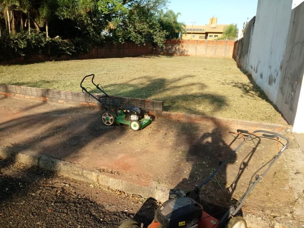 Terreno / Lote / Condomínio à venda, 718m² — foto 3 de 3