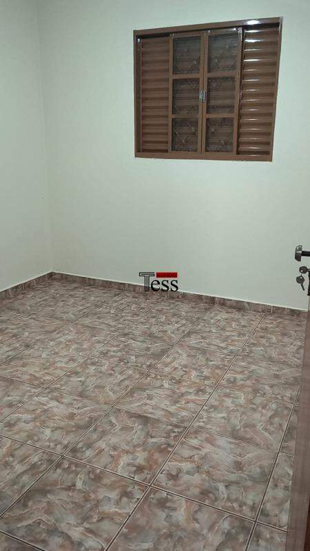Casa com 3 quartos à venda, 150m² — foto 9 de 16