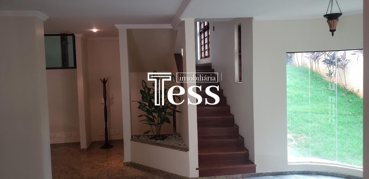 Casa de Condomínio com 4 quartos para aluguel, 380m² — foto 5 de 25