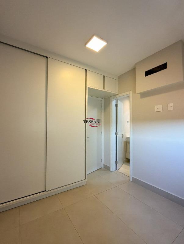 Apartamento com 3 quartos para aluguel, 147m² — foto 12 de 20
