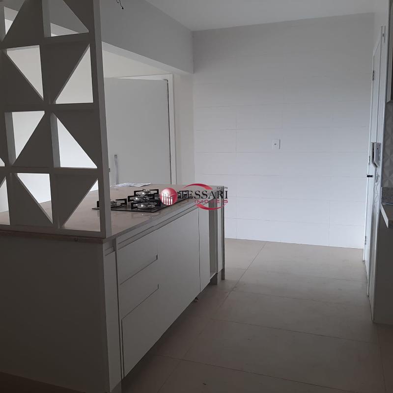 Apartamento com 3 quartos à venda, 147m² — foto 10 de 25