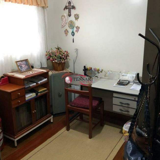 Casa com 3 quartos à venda, 300m² — foto 9 de 24
