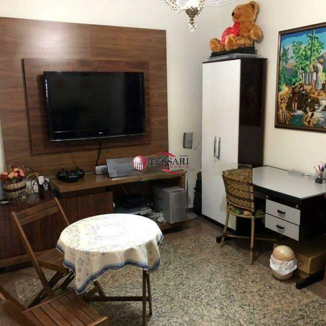 Casa com 3 quartos à venda, 300m² — foto 3 de 24
