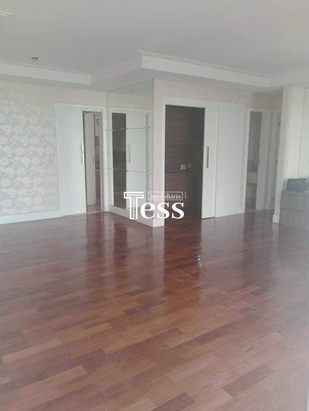 Apartamento com 3 quartos para aluguel, 136m² — foto 5 de 24