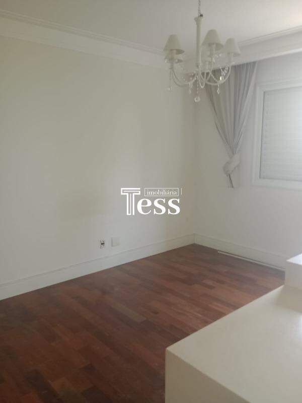 Apartamento com 3 quartos para aluguel, 136m² — foto 10 de 24