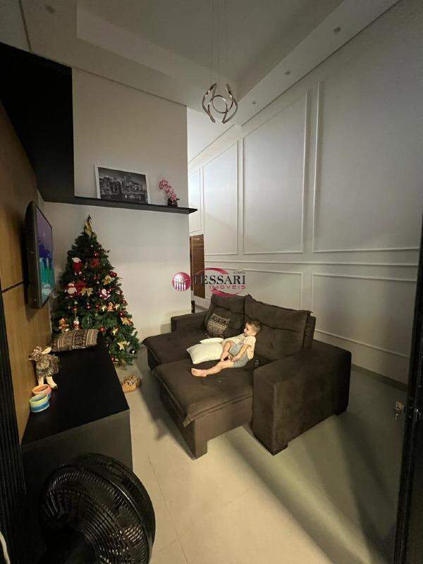 Casa de Condomínio com 3 quartos à venda, 253m² — foto 3 de 15