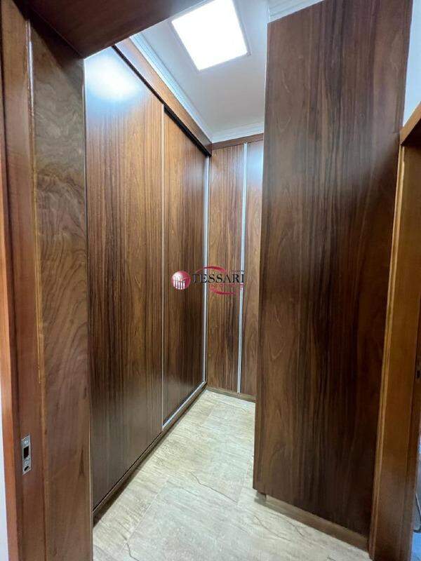 Casa de Condomínio com 3 quartos à venda, 253m² — foto 8 de 15