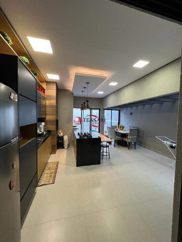 Casa de Condomínio com 3 quartos à venda, 253m² — foto 7 de 15
