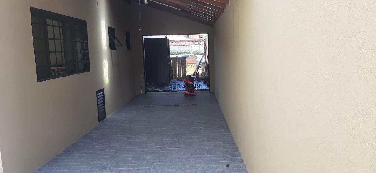 Casa com 4 quartos para aluguel, 215m² — foto 10 de 25