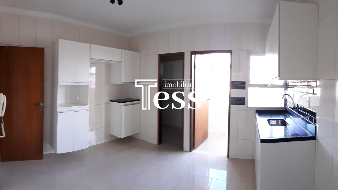 Apartamento com 2 quartos à venda, 90m² — foto 2 de 12