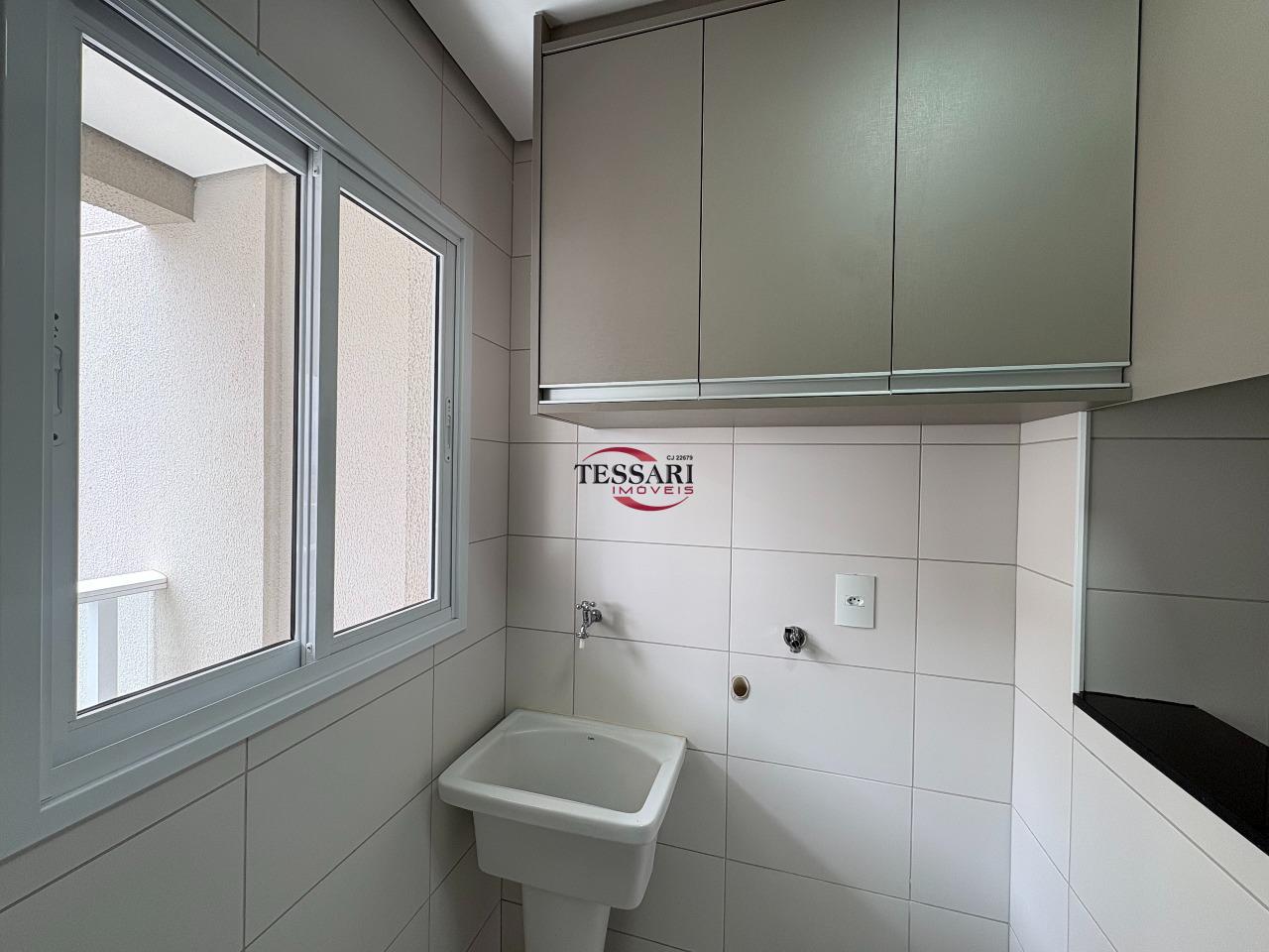 Apartamento com 3 quartos para aluguel, 90m² — foto 8 de 22