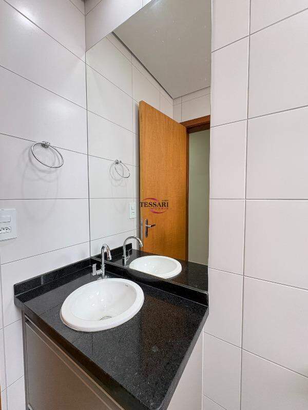 Apartamento com 3 quartos para aluguel, 90m² — foto 20 de 22