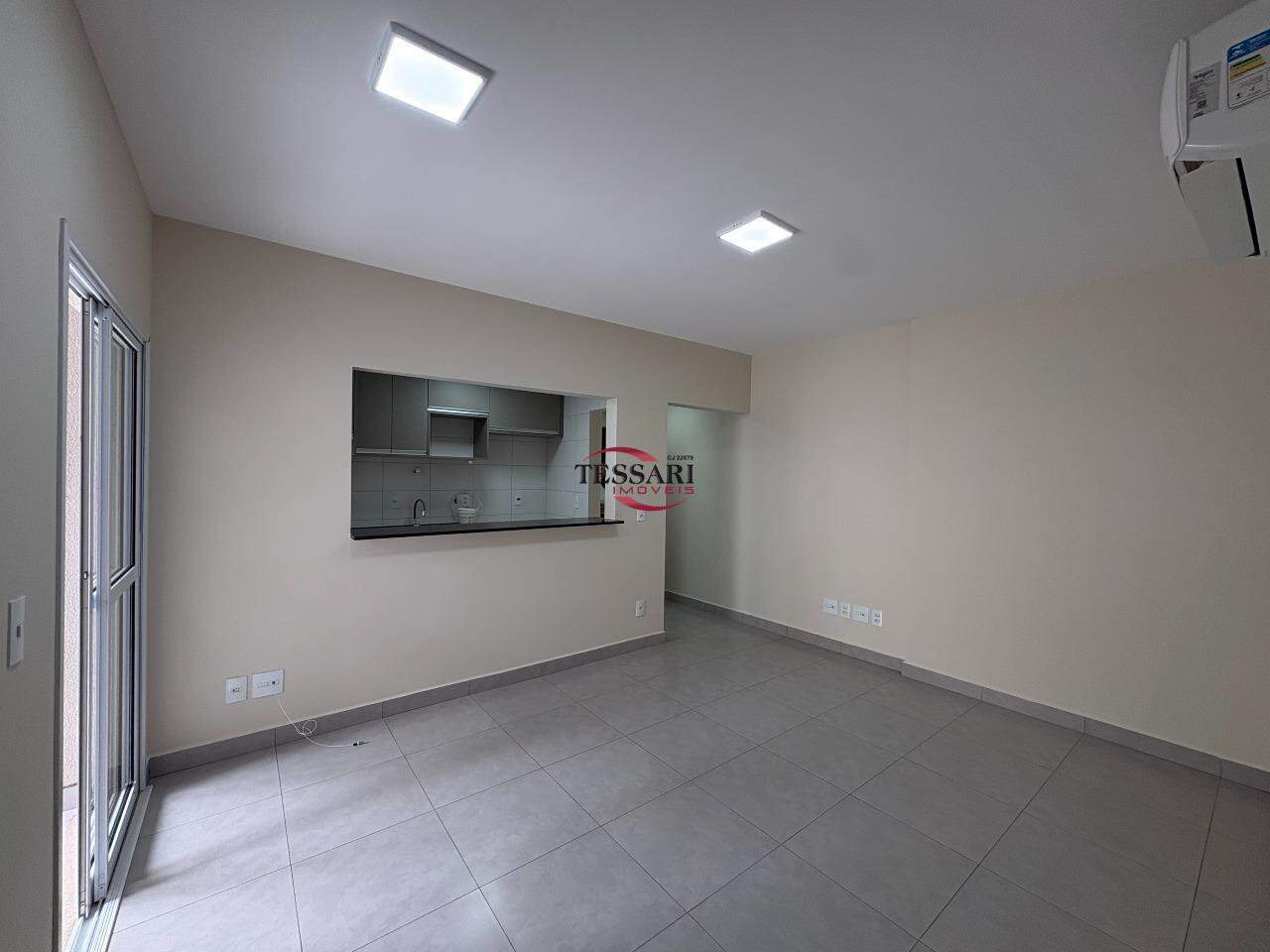 Apartamento com 3 quartos para aluguel, 90m² — foto 4 de 22