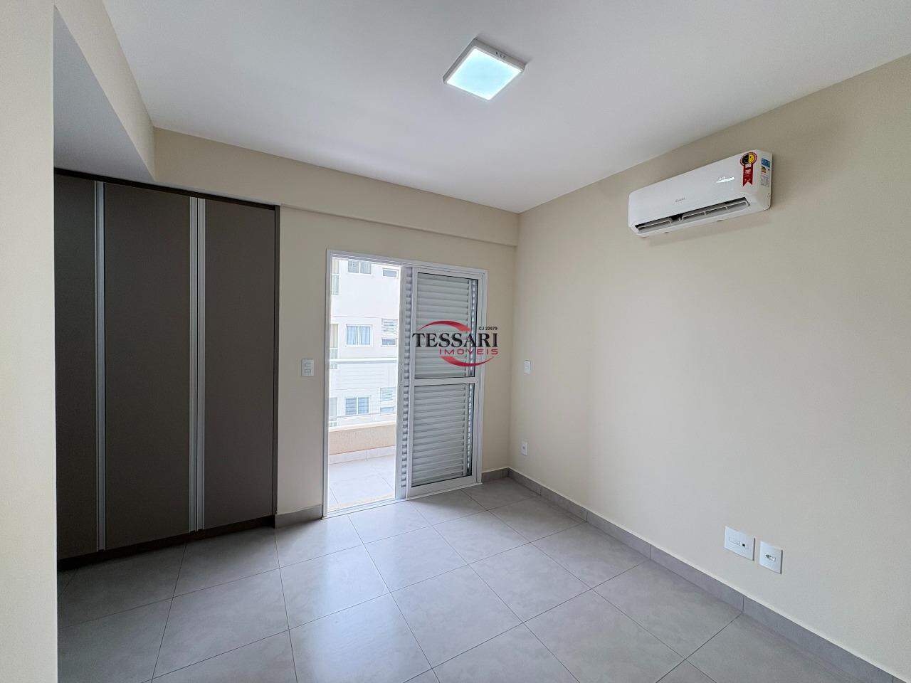Apartamento com 3 quartos para aluguel, 90m² — foto 18 de 22