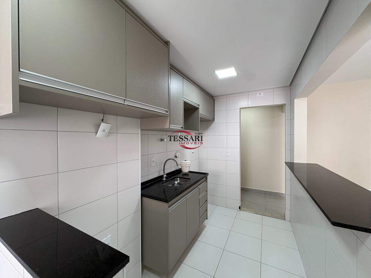 Apartamento com 3 quartos para aluguel, 90m² — foto 7 de 22