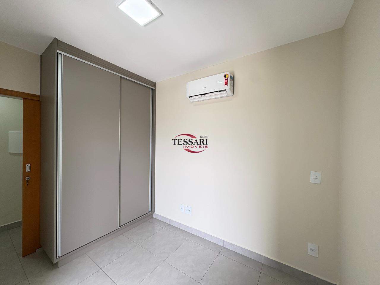 Apartamento com 3 quartos para aluguel, 90m² — foto 12 de 22