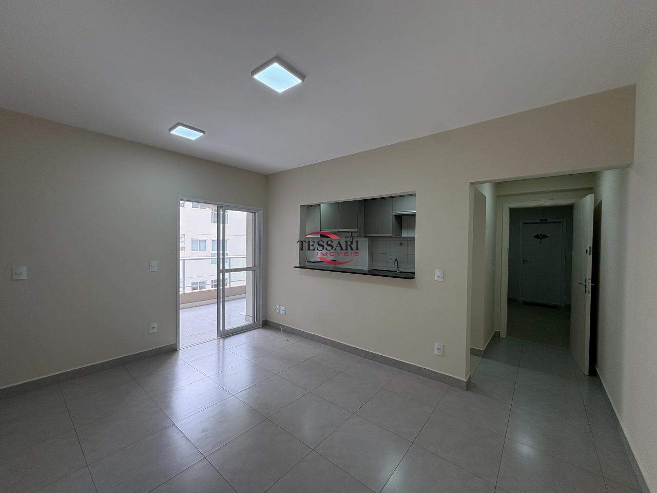 Apartamento com 3 quartos para aluguel, 90m² — foto 3 de 22