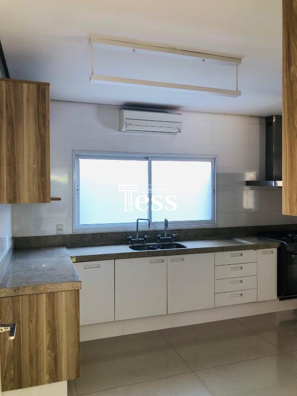 Casa de Condomínio com 4 quartos à venda, 500m² — foto 9 de 30