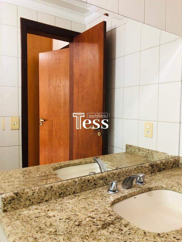 Apartamento com 3 quartos à venda, 160m² — foto 17 de 23