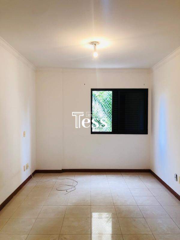 Apartamento com 3 quartos à venda, 160m² — foto 10 de 23