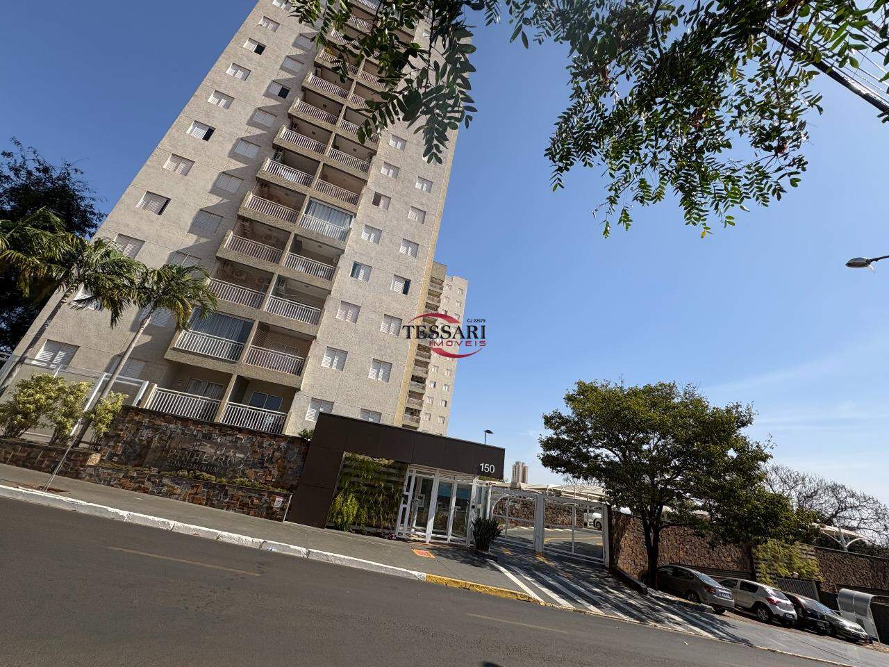 Apartamento com 2 quartos à venda, 75m² — foto 1 de 20