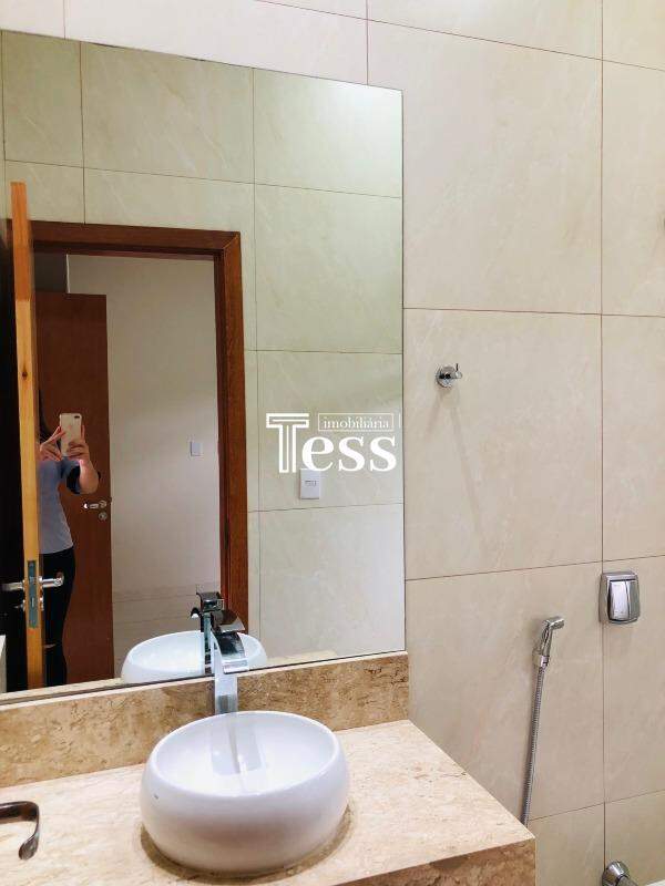 Casa de Condomínio com 3 quartos à venda, 210m² — foto 14 de 23