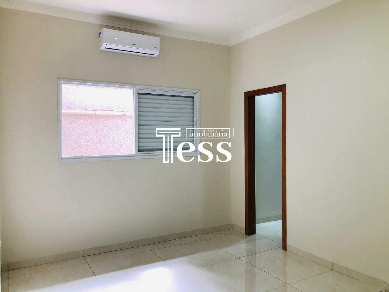 Casa de Condomínio com 3 quartos à venda, 210m² — foto 15 de 23