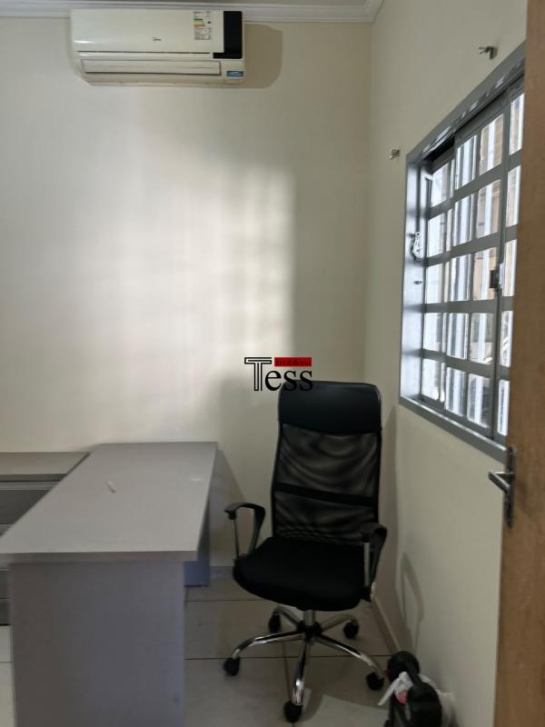 Loja / Salão / Ponto Comercial para aluguel, 220m² — foto 7 de 12