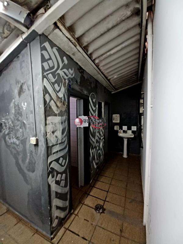 Loja / Salão / Ponto Comercial para aluguel, 230m² — foto 17 de 20